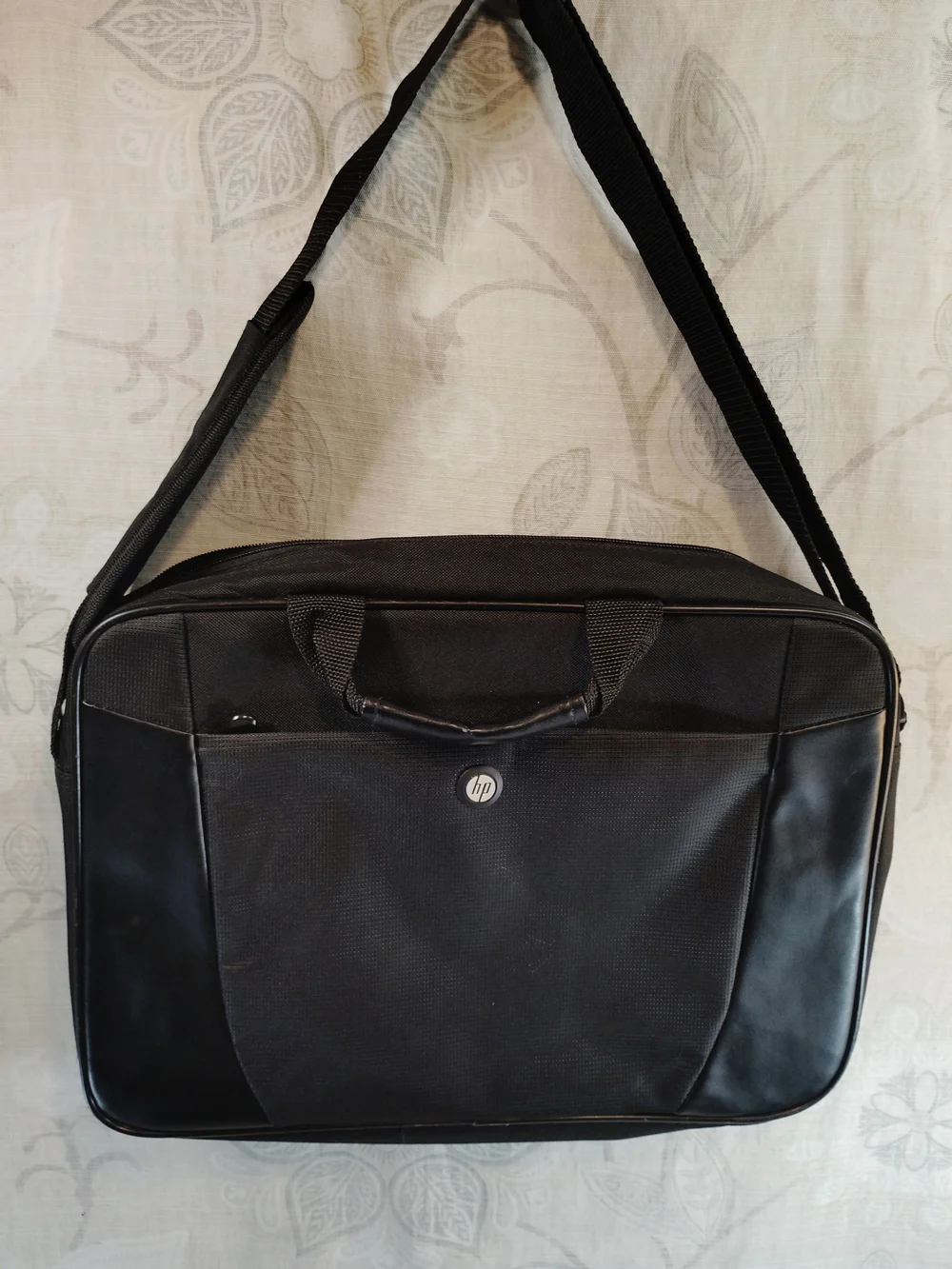 HP Black Laptop/Messenger Bag For Daily Usage